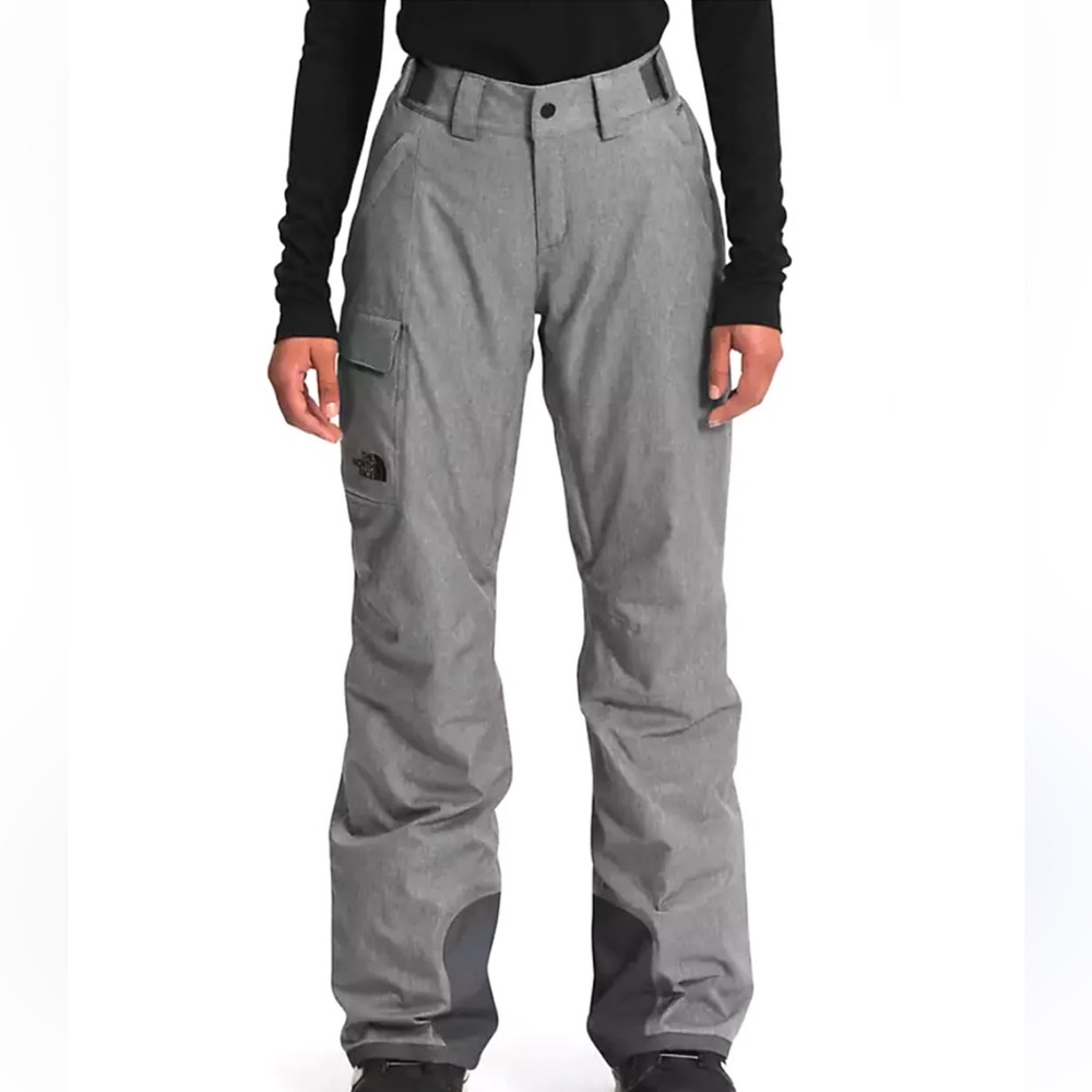 🔥The North Face snow pants. Size: Small